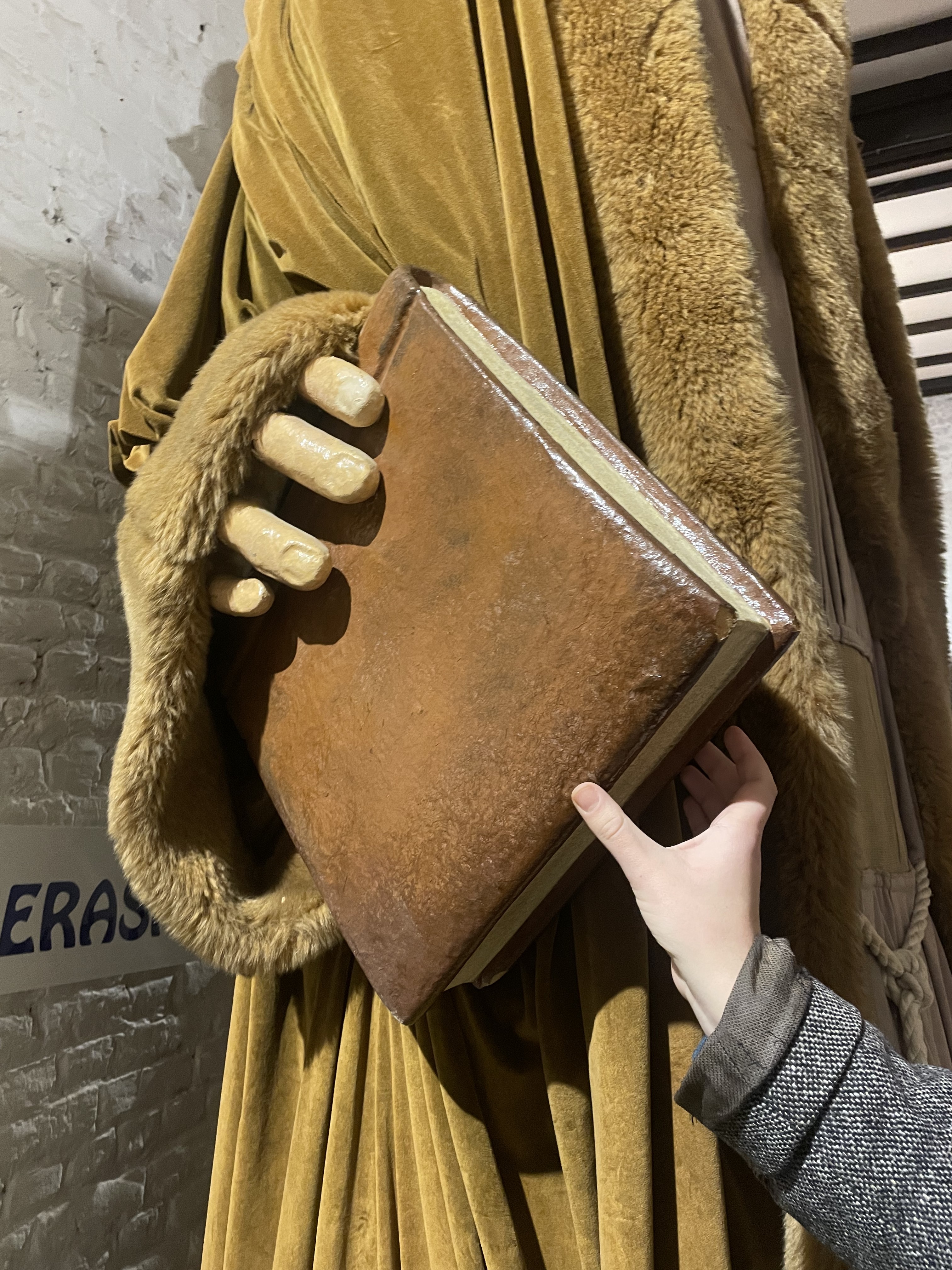 Fig  1 Erasmus Bestowing Knowledge Before His Outing To The Christmas Market In Anderlecht 15 December 2023 Image Courtesy Of The Authors